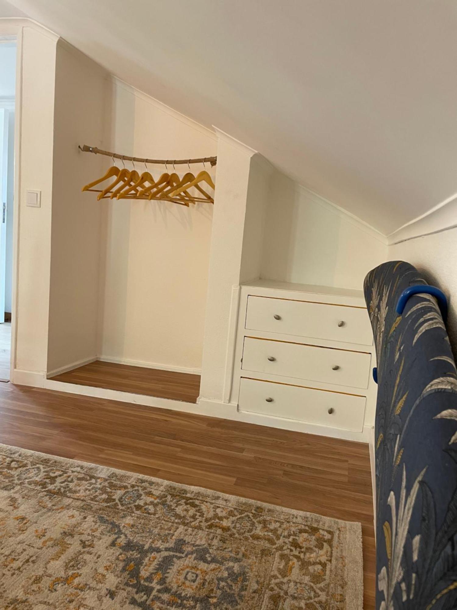 Hostal Lisbon Soul Surf Camp *