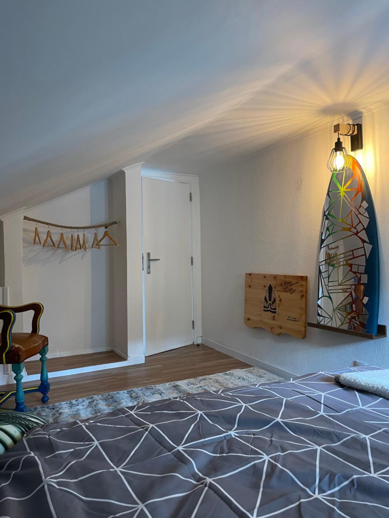 Lisbon Soul Surf Camp Hostal *