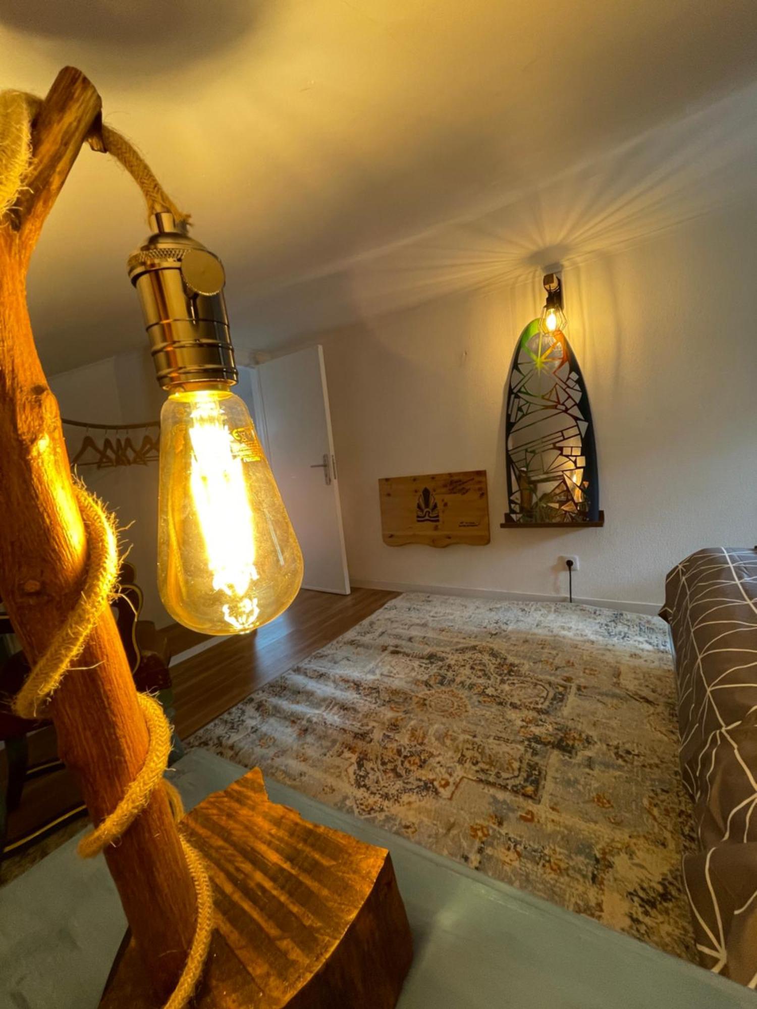 Lisbon Soul Surf Camp Hostal *